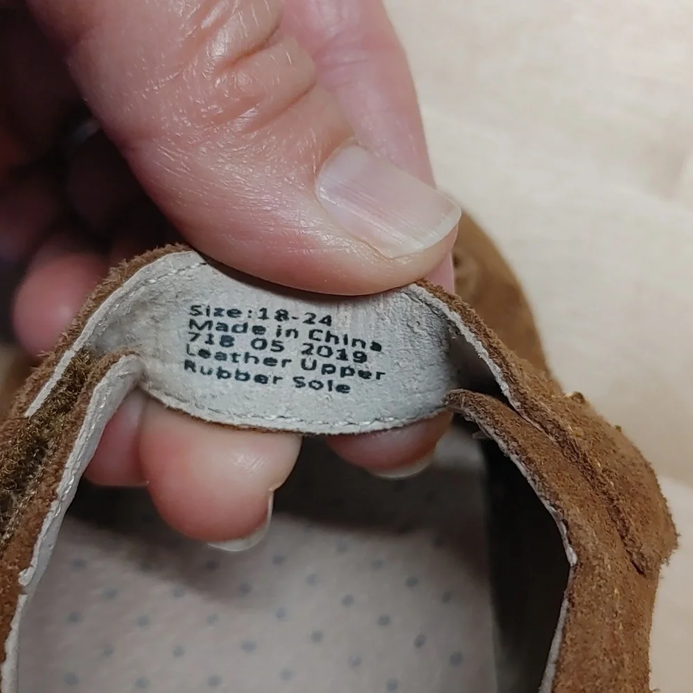 Livie & Luca Suede Moccasin Mary Jane Toddler shoes size 18-24 months